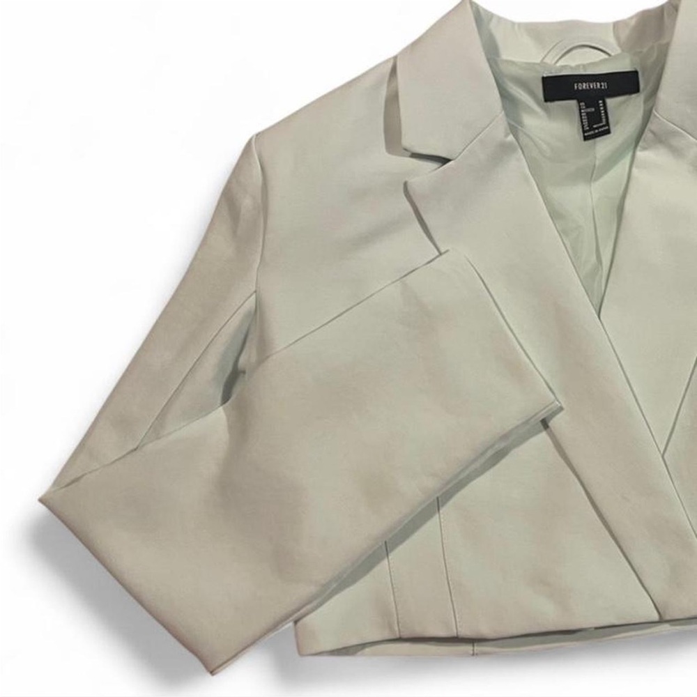 Forever 21 Cropped Classic light blue Blazer